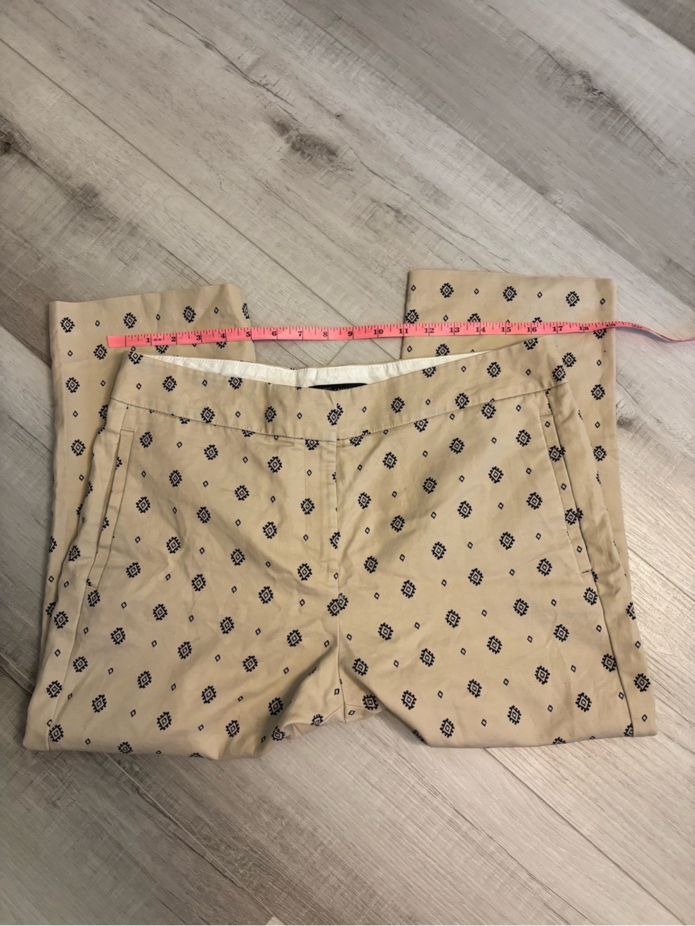 ⭐️SALE - M&S Collection Beige Geometric Print Cropped Ankle Pants Women’s Sz 10 - Picture 5 of 13